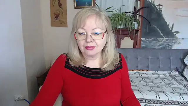 EvelynLoveShy — Private on StripChat