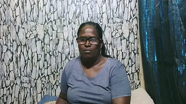 Exotic_indian95 on StripChat