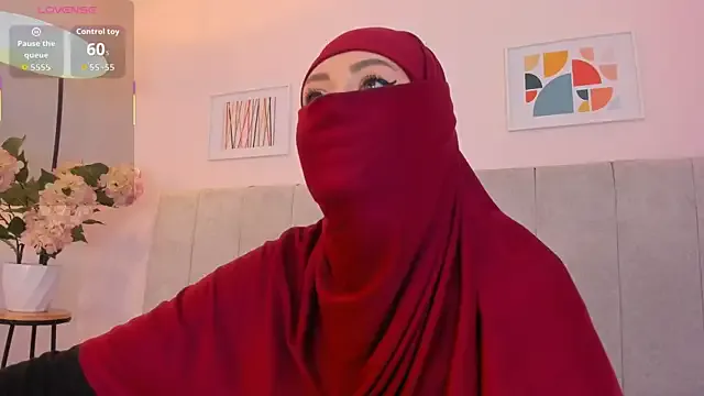 fatiima_ on StripChat