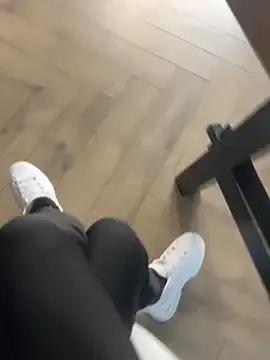 FeetVibe — Oiled foot tease