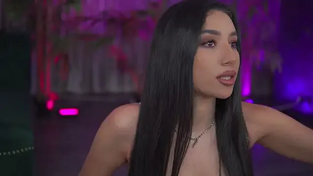 GinaValentinna on StripChat