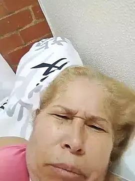 girl_amada on StripChat