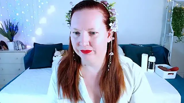 GoddessLara on StripChat 