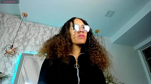 Hanna_Cornee_ on StripChat 