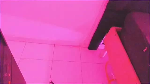 hanna_dollx on StripChat 