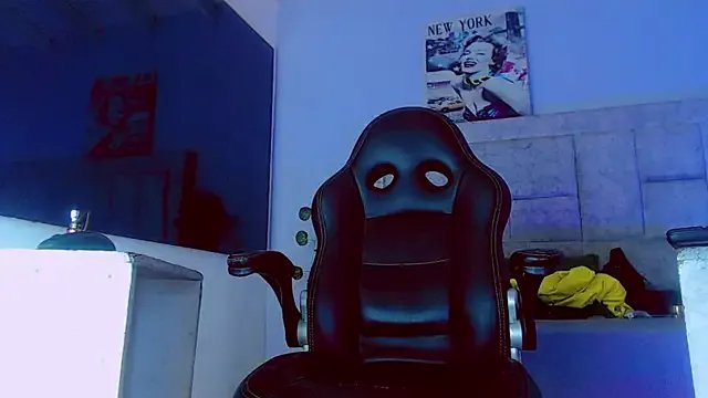 HannibalLester on StripChat 