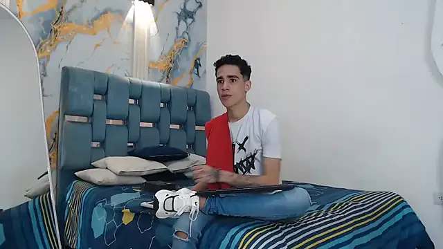 HEART_OF_MILAMBER — HI GUYS+ALL NAKED BOYS