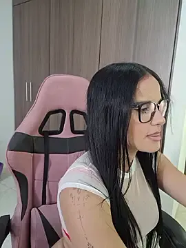 heyshaa on StripChat