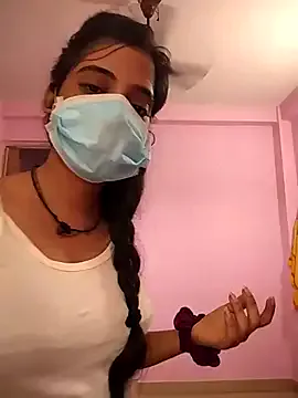 Hot-komall on StripChat