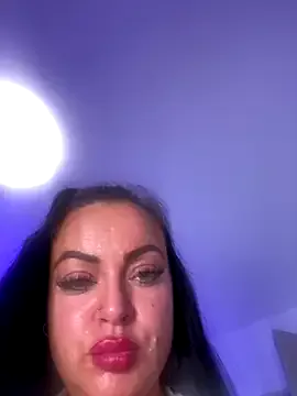 HotLivv69 on StripChat