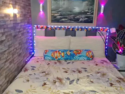 HotNathalie6900 on StripChat