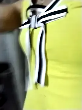 iam-eli on StripChat