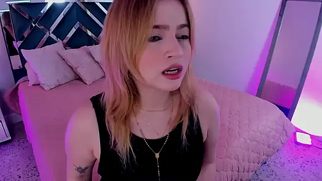 ibella7 — Spit my boobs 