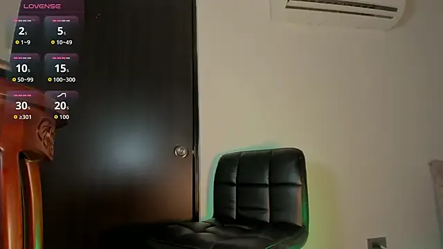 Isa_Bellats on StripChat