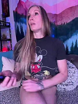 ItsDanniG — Make my Pussy explode!!