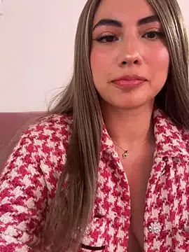 Jadee_grey on StripChat