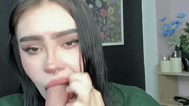 Jas_miin on StripChat