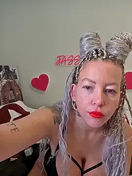 Jassy_Foxy on StripChat