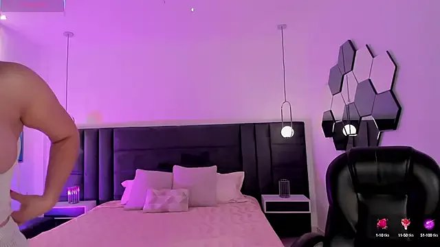 JennaOlsonX on StripChat 