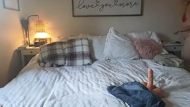 JESS_LOVES on StripChat