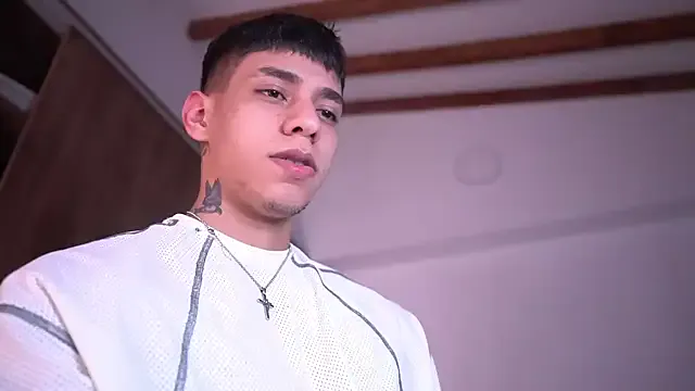 Josep_Davies on StripChat