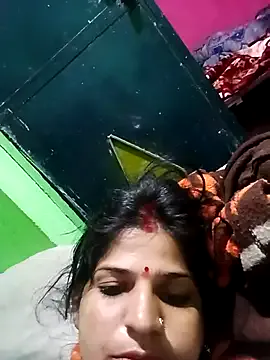 Karishma_cute on StripChat
