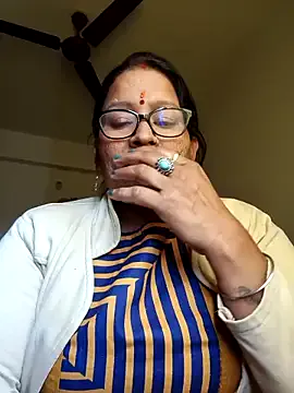 kavya78 on StripChat