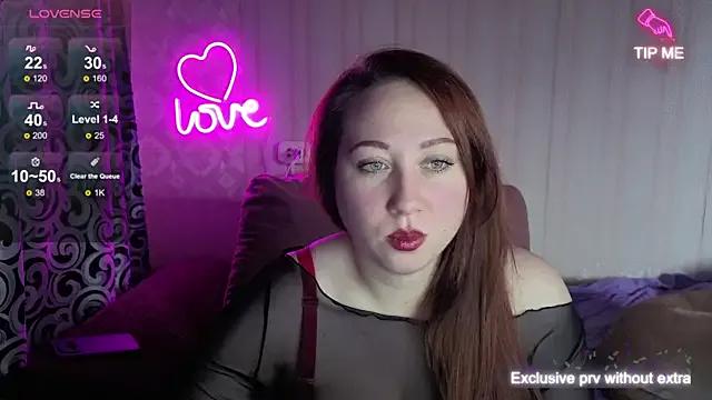 KellyCrystall on StripChat 