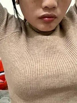 lana-kan on StripChat 