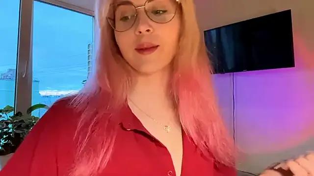 LatanyaRein on StripChat 