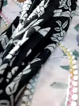 Laxmi_89 on StripChat