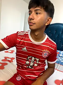 Leonarrrd_01 on StripChat