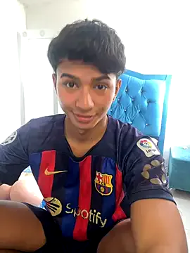 Leonarrrd_01 on StripChat