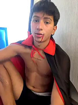 Leonarrrd_01 on StripChat