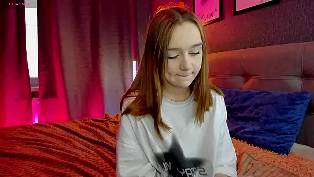 Lesi_Moonie01