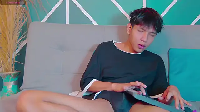 Liam_Sinclair on StripChat