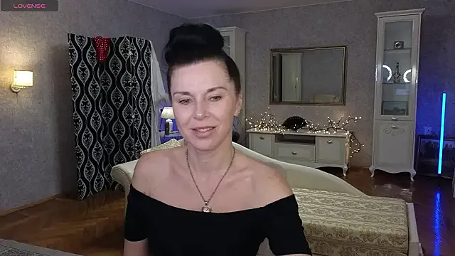 LinaJoy on StripChat