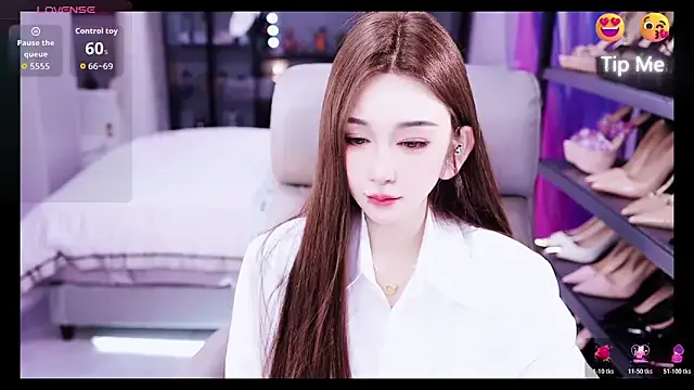 Liora- — Freechat on StripChat