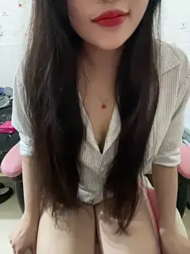 Lissa_xinh09 on StripChat