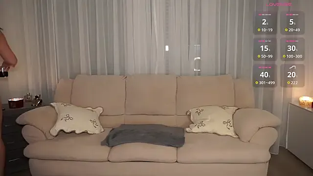 Liya_Gold_ — Le a bugyival / Panties off