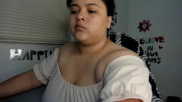 lizzie_c on StripChat
