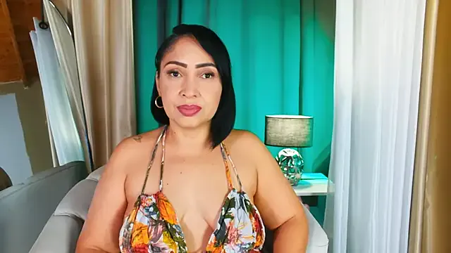 Madissononee on StripChat