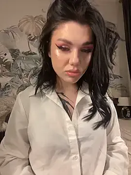 MaeveMoon on StripChat