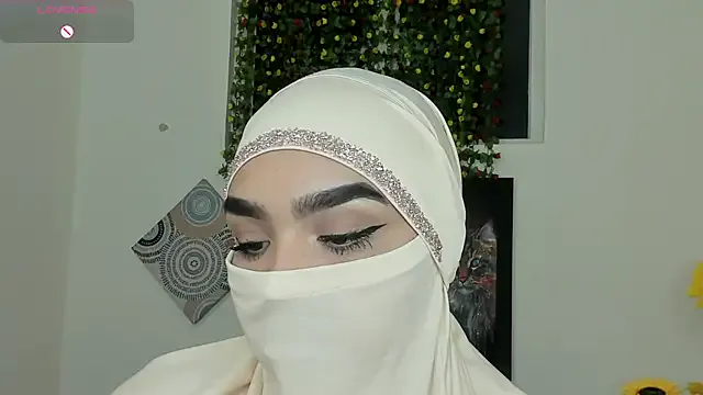 Maissa_Alabi on StripChat