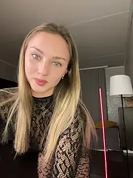 Mally_Say on StripChat