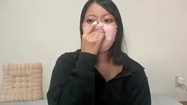 Mao_cute_10 on StripChat