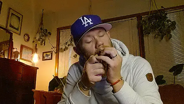 marcus_graves_13 on StripChat