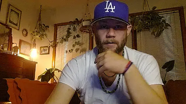 marcus_graves_13 on StripChat