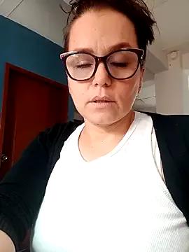 MariaPau_83 — Show your ass + Spanks for 5