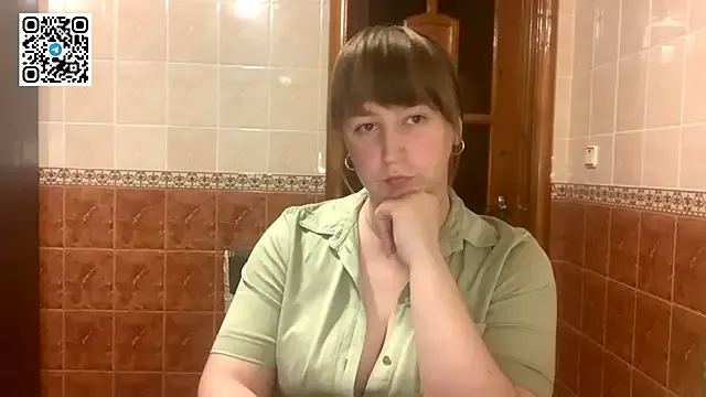 MaroonMoon_ on StripChat